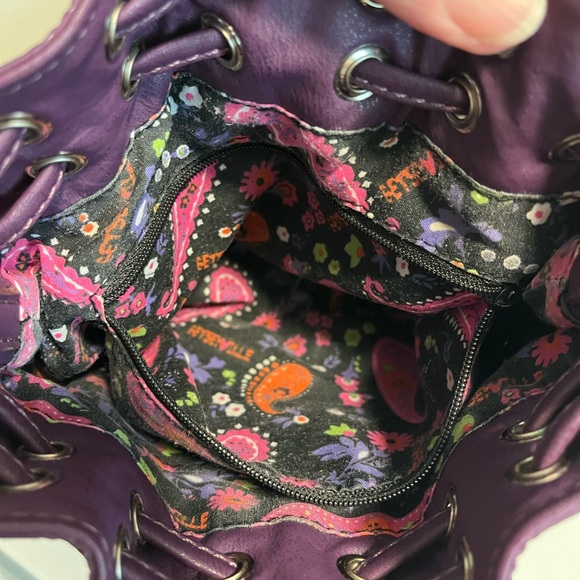 Betseyville Hippie Retro Boho Crossbody Style Purse with Silver Studs, Purple. - Picture 5 of 6
